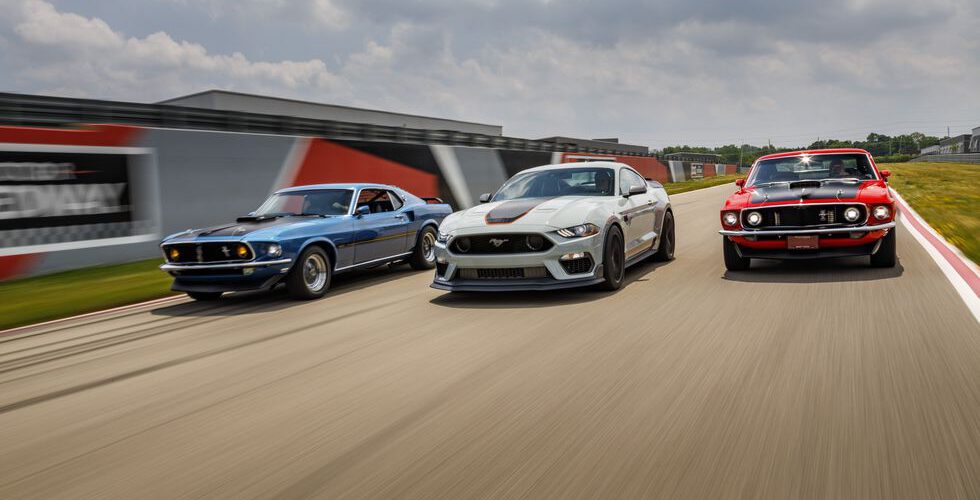El ex ingeniero jefe de Mustang insiste en que el V8 ​​continuará en producción.